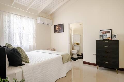 Bellarose At Colbeck ,Gated With Pool, Stylishly Modern Villa Old Harbour Luaran gambar